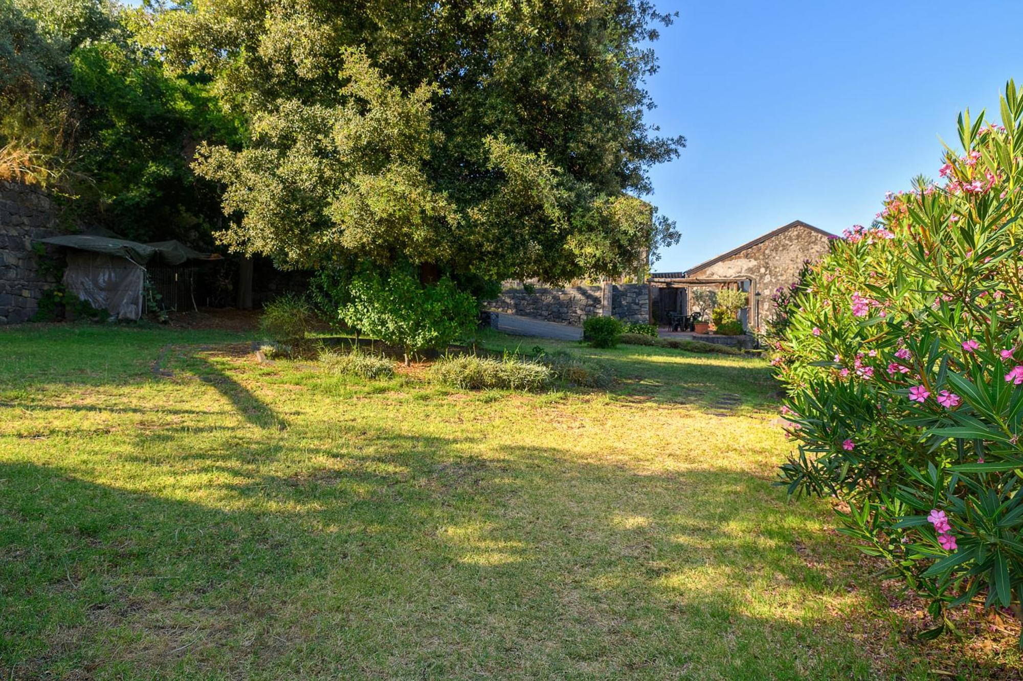 La Pietra Antica O' Munti Villa มาสคาลิ ภายนอก รูปภาพ